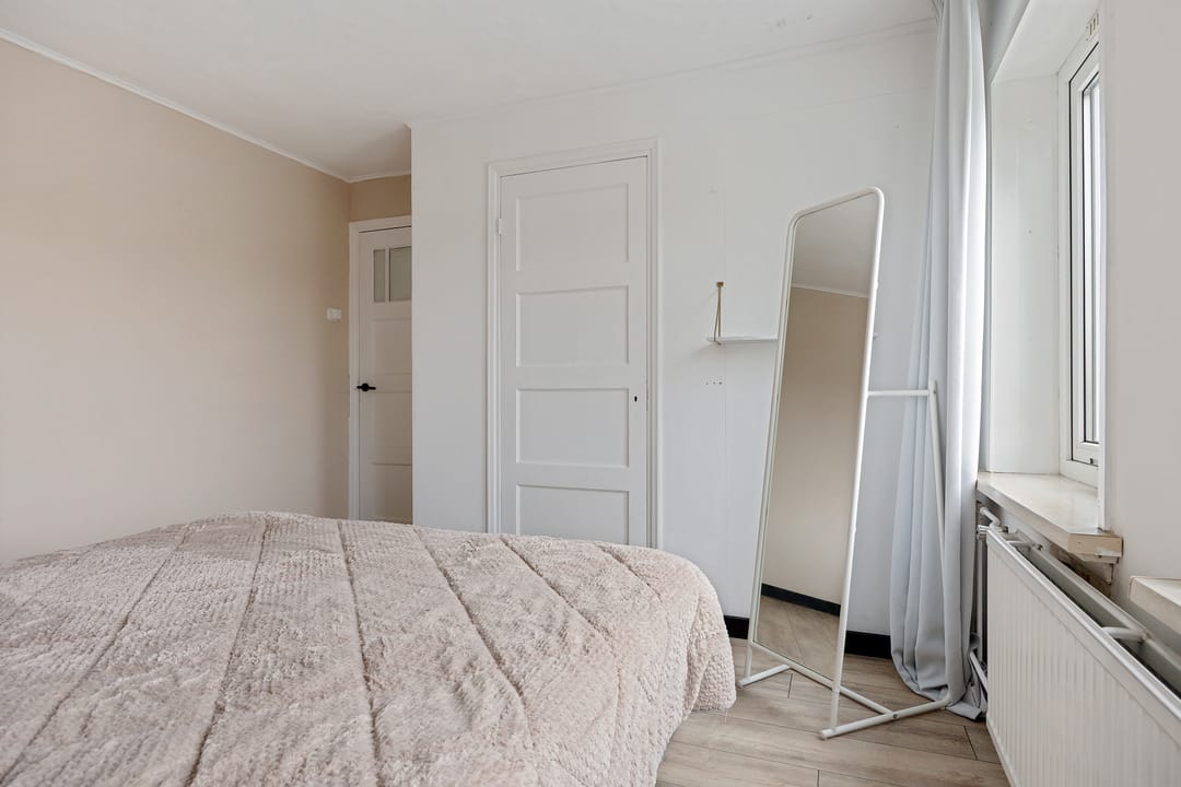 Instapklare eindwoning met garage en werkruimte in Tuindorp Zuid — 28