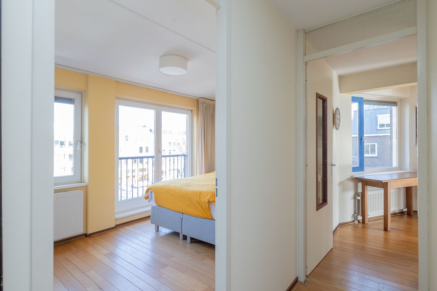 Spacious corner apartment with water views and south-facing balcony in Amsterdam West — 19