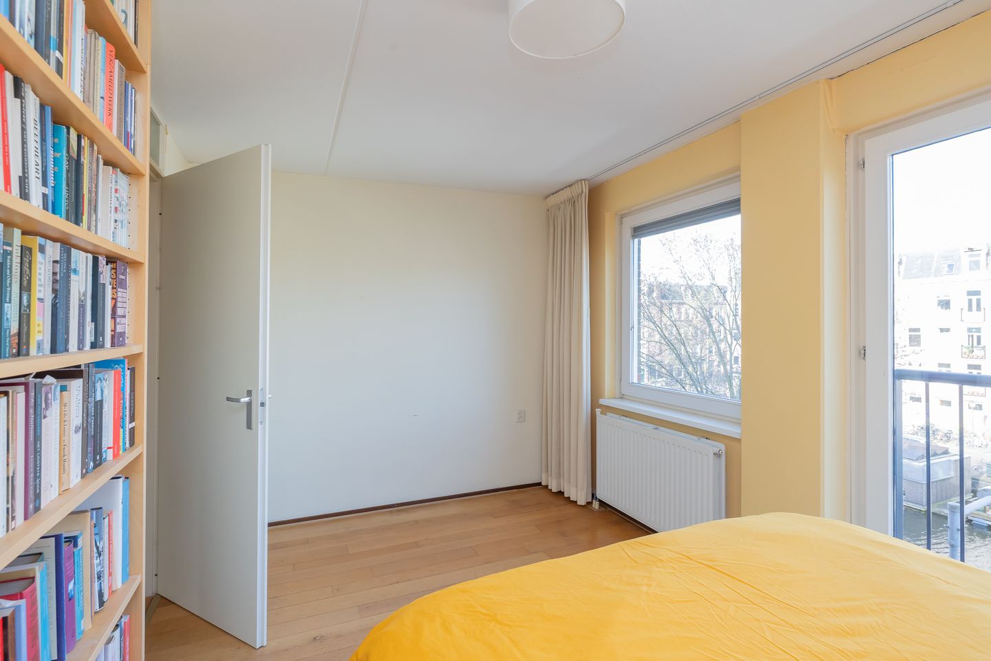 Spacious corner apartment with water views and south-facing balcony in Amsterdam West — 20