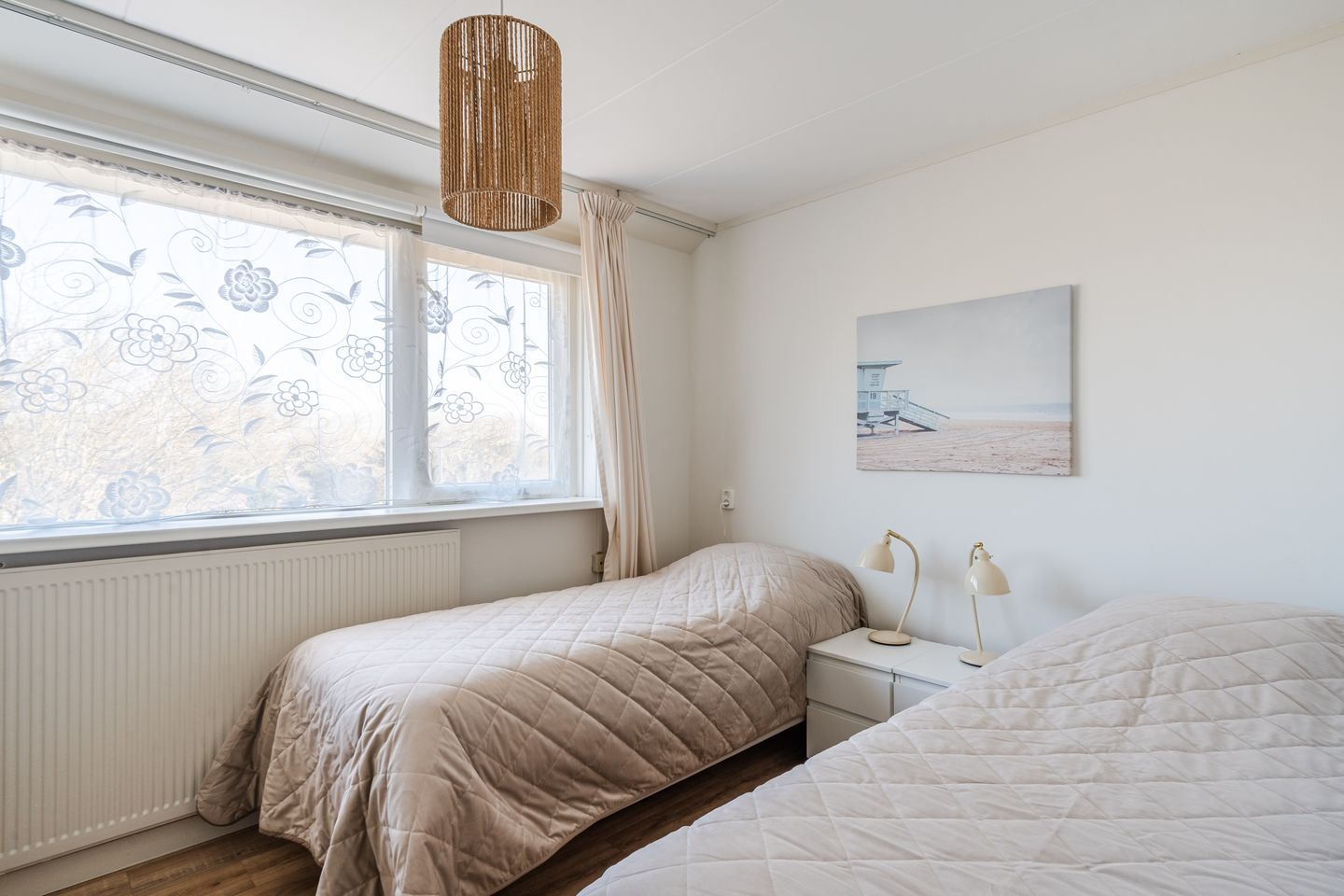 End house with summer house near the beach in Egmond aan Zee — 25
