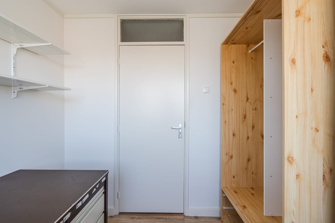 End house with summer house near the beach in Egmond aan Zee — 28