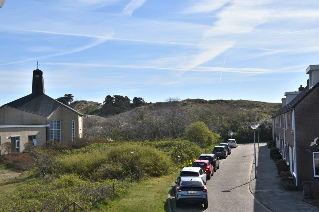 End house with summer house near the beach in Egmond aan Zee — 61