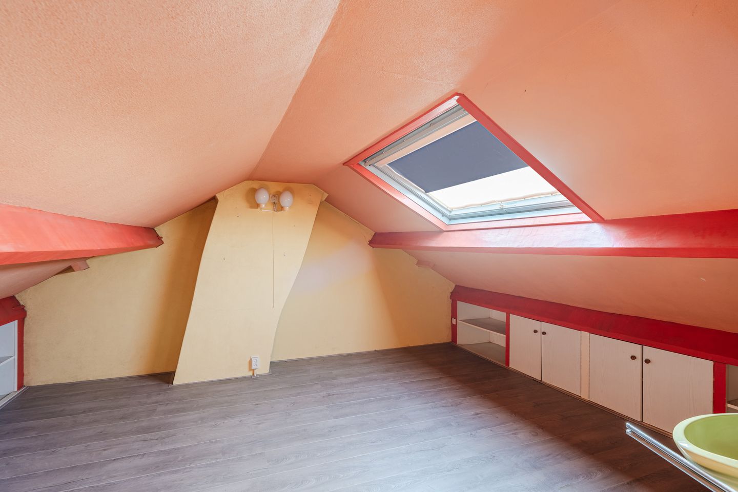 End house with summer house near the beach in Egmond aan Zee — 35