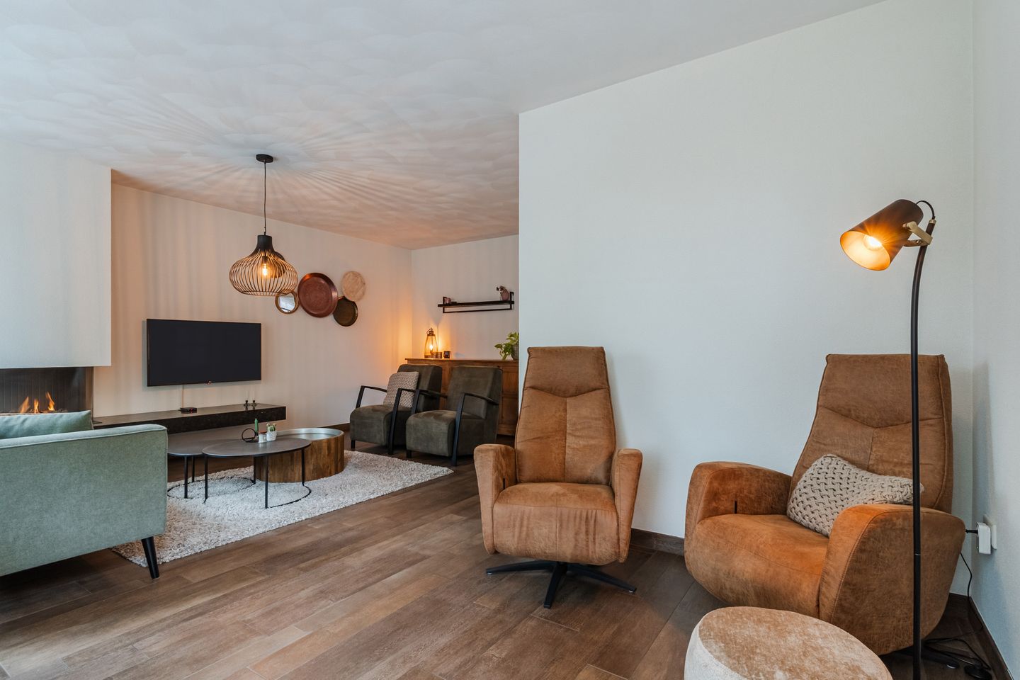 Charming semi-detached home with spacious garage and lovely garden in Nistelrode — 14
