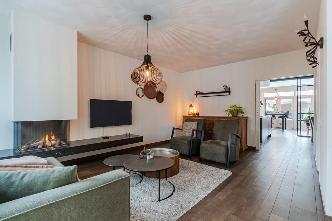 Charming semi-detached home with spacious garage and lovely garden in Nistelrode — 16