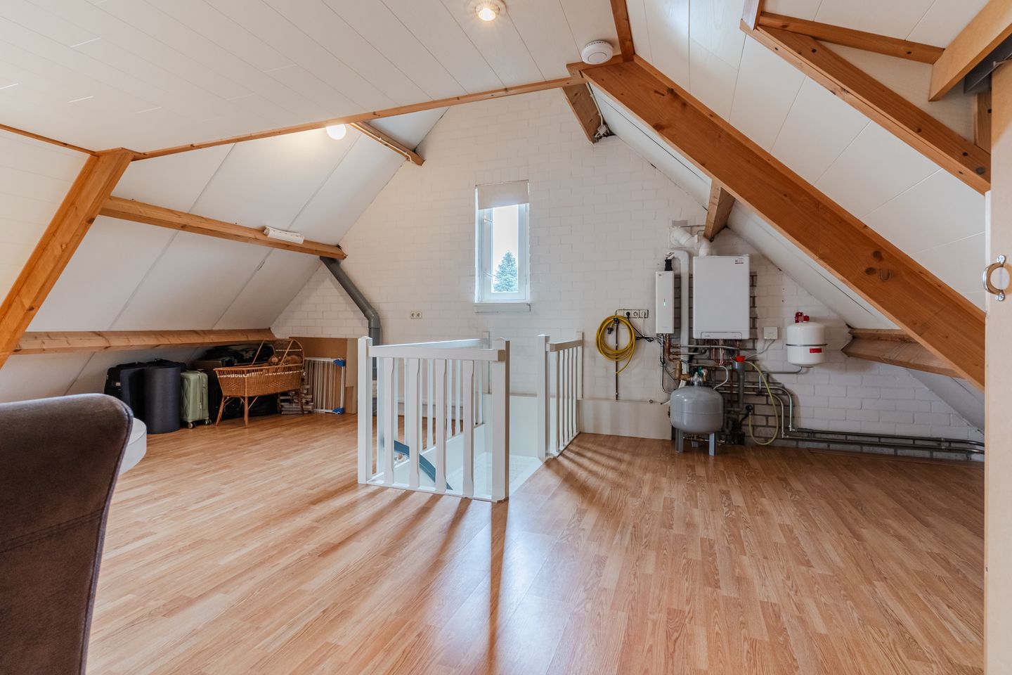 Charming semi-detached home with spacious garage and lovely garden in Nistelrode — 44