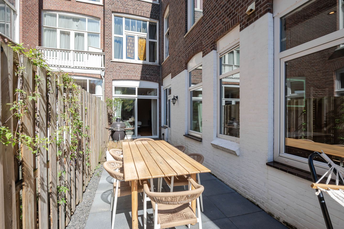 Foto 25 van De Constant Rebecquestraat 60