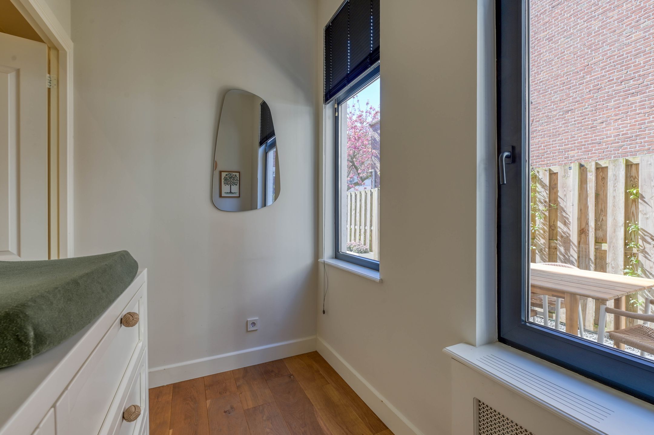 Foto 45 van De Constant Rebecquestraat 60