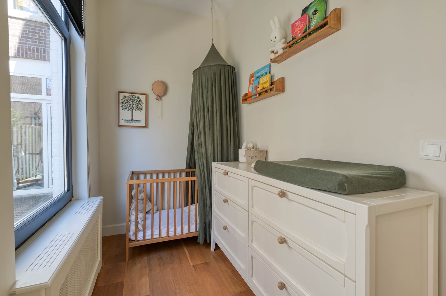 Foto 44 van De Constant Rebecquestraat 60