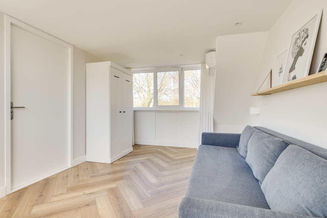 Spacious semi-detached family home with south-facing garden and canopy in Heeze — 37