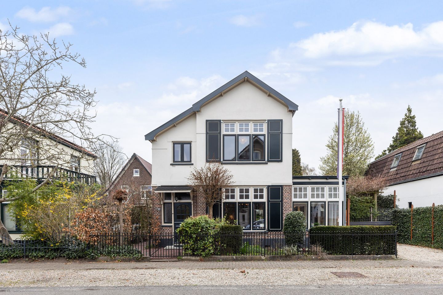 Photo 34 of Badhuisweg 46