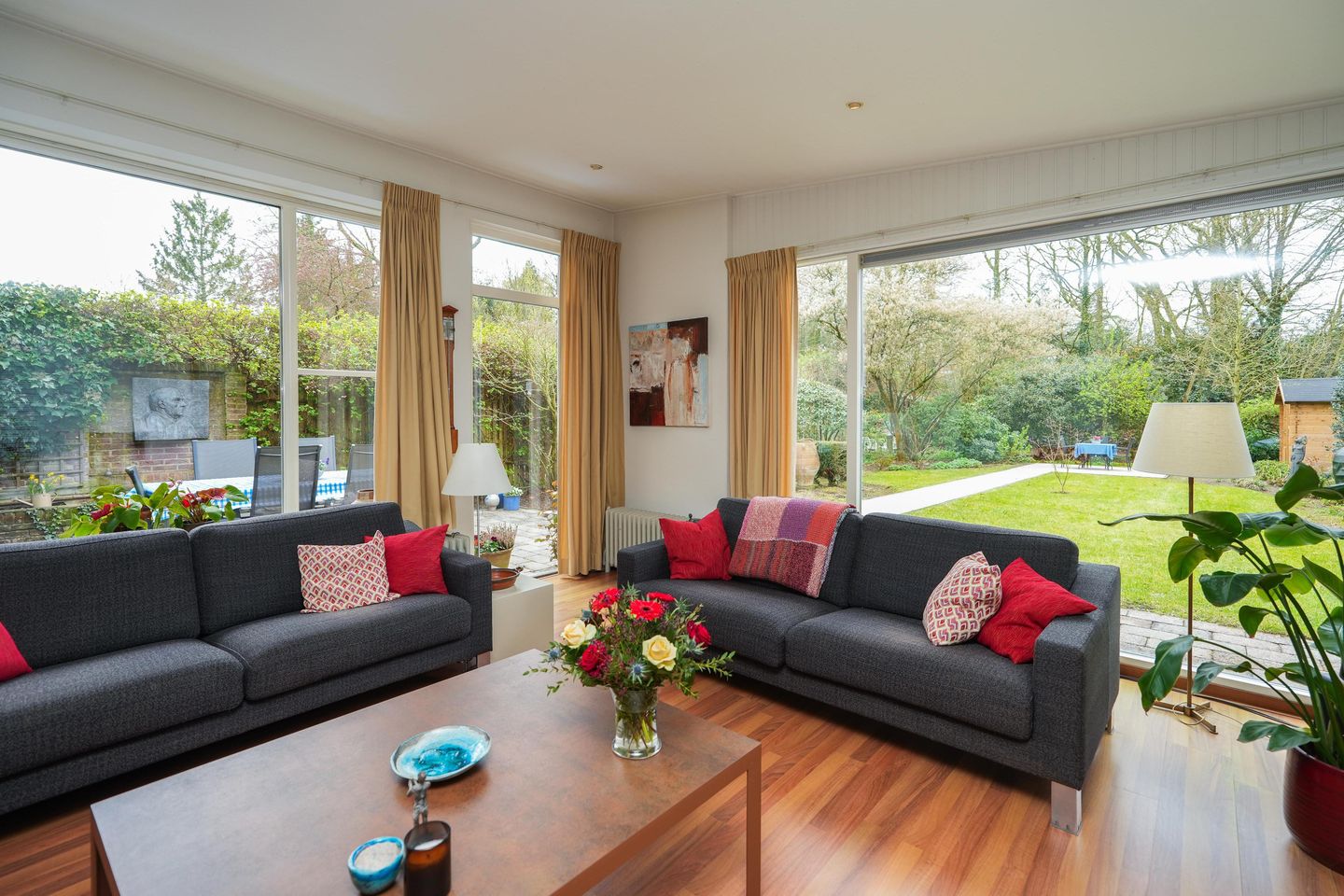 Foto 14 van Moses en Aäronlaan 21