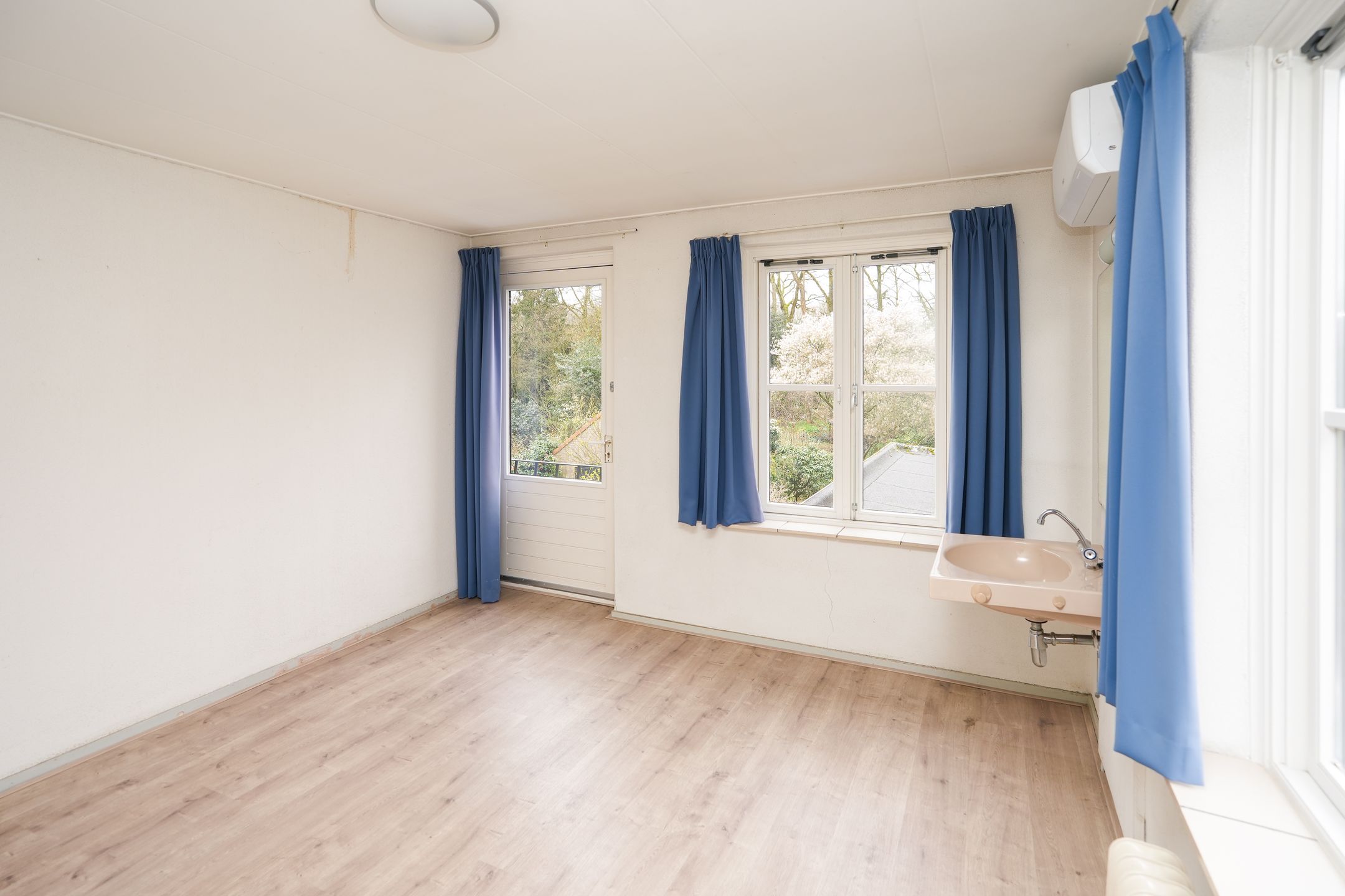 Foto 21 van Moses en Aäronlaan 21