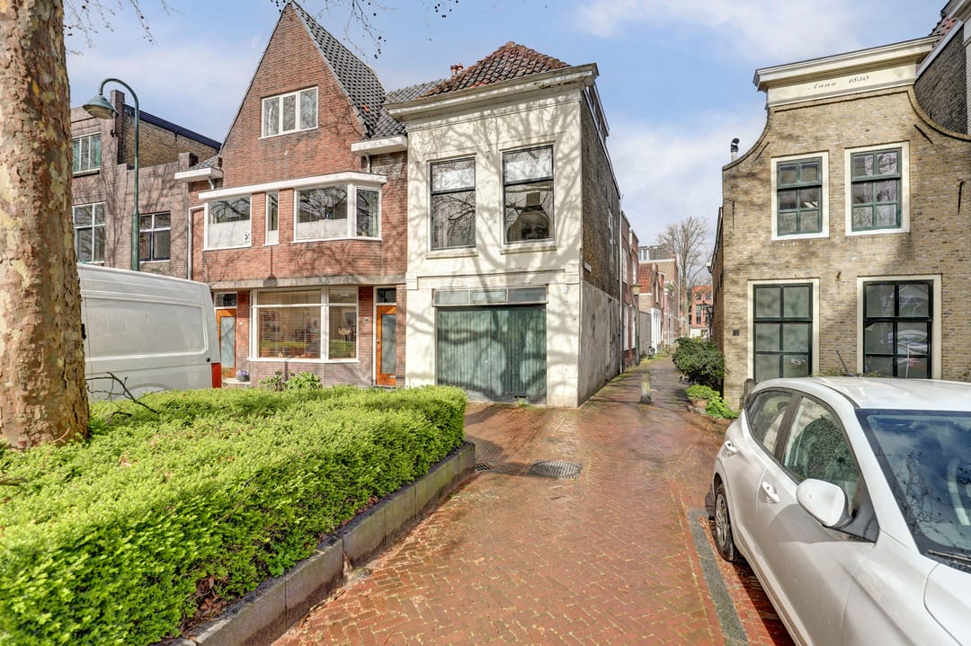 Foto 1 van Vrouwevestesteeg 1