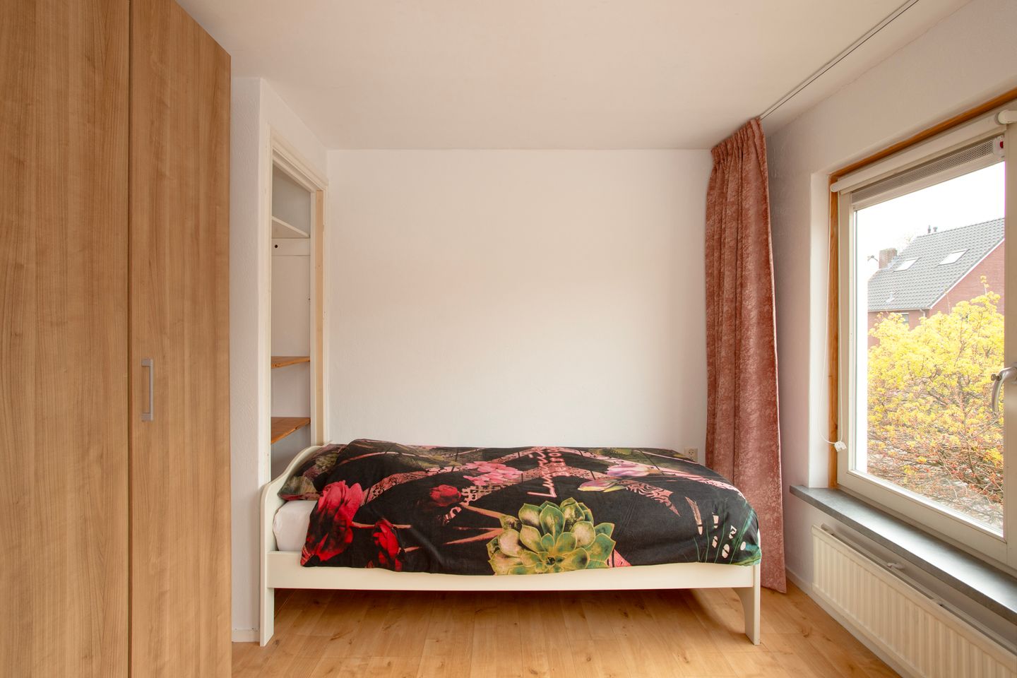 Spacious semi-detached home with guest annex in charming Veldhoven Zeelst — 25