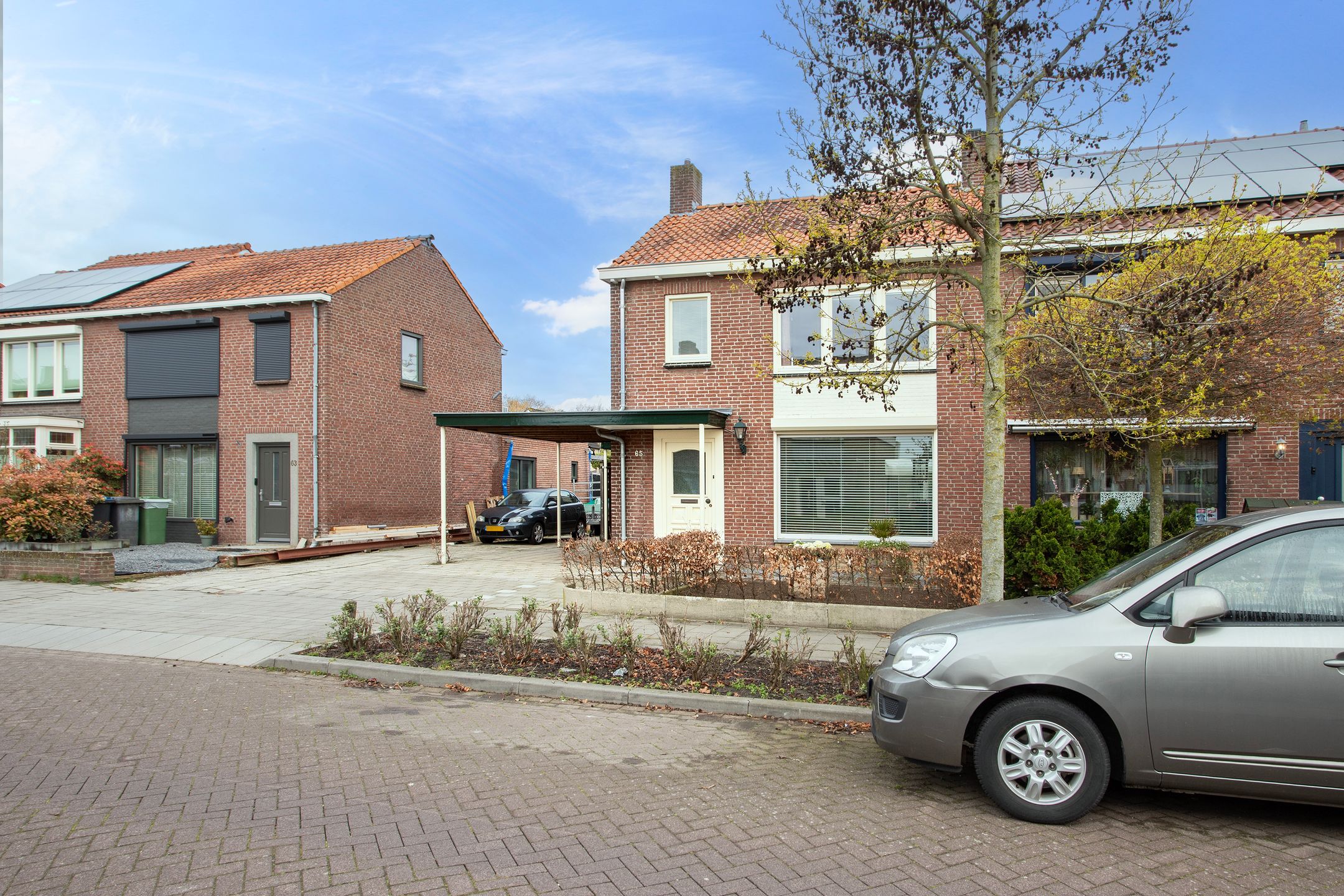 Spacious semi-detached home with guest annex in charming Veldhoven Zeelst — 39