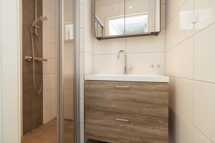 Photo 4 of Pisuissestraat 71