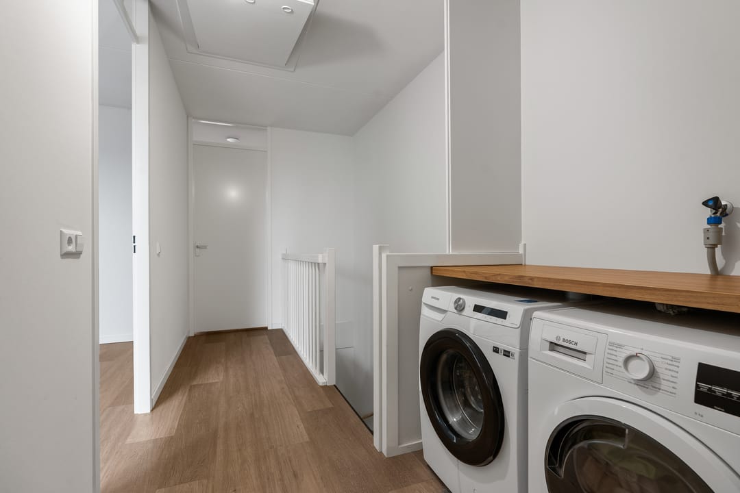 Modern Corner House with 5 Bedrooms and 2 Parking Spots in Sustainable Park Triangel, Waddinxveen — 26