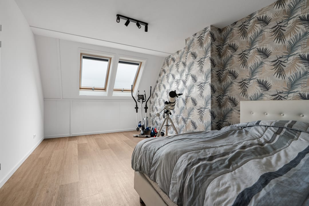 Modern Corner House with 5 Bedrooms and 2 Parking Spots in Sustainable Park Triangel, Waddinxveen — 28