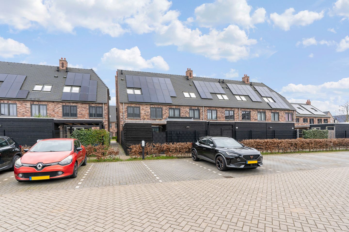 Modern Corner House with 5 Bedrooms and 2 Parking Spots in Sustainable Park Triangel, Waddinxveen — 35