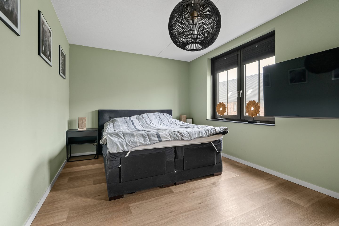 Modern Corner House with 5 Bedrooms and 2 Parking Spots in Sustainable Park Triangel, Waddinxveen — 19