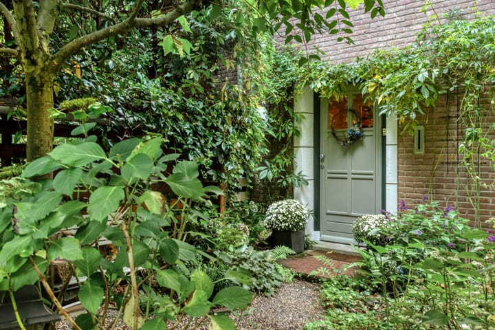 Foto 2 van van der Veurweg 22