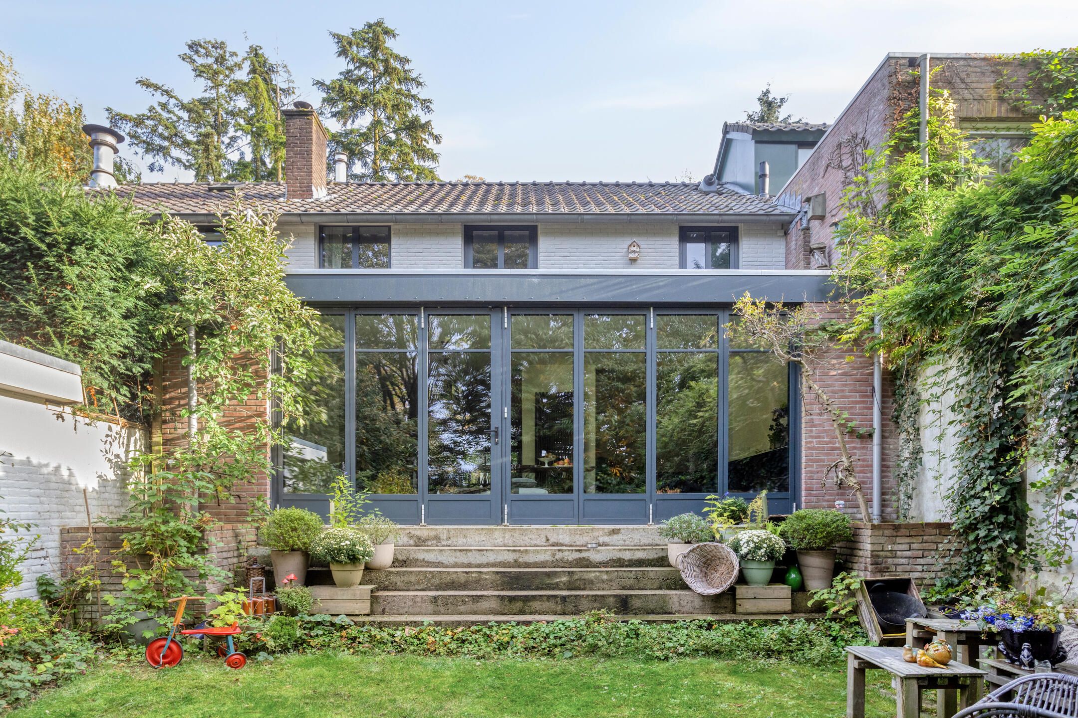 Foto 36 van van der Veurweg 22