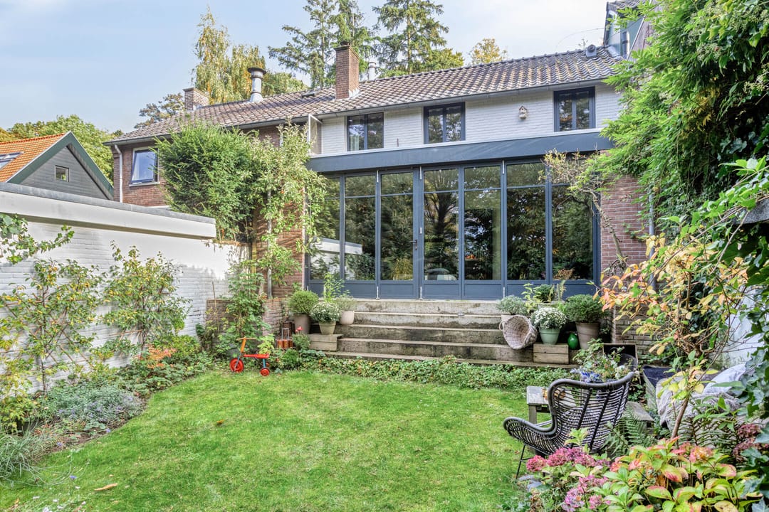 Foto 37 van van der Veurweg 22