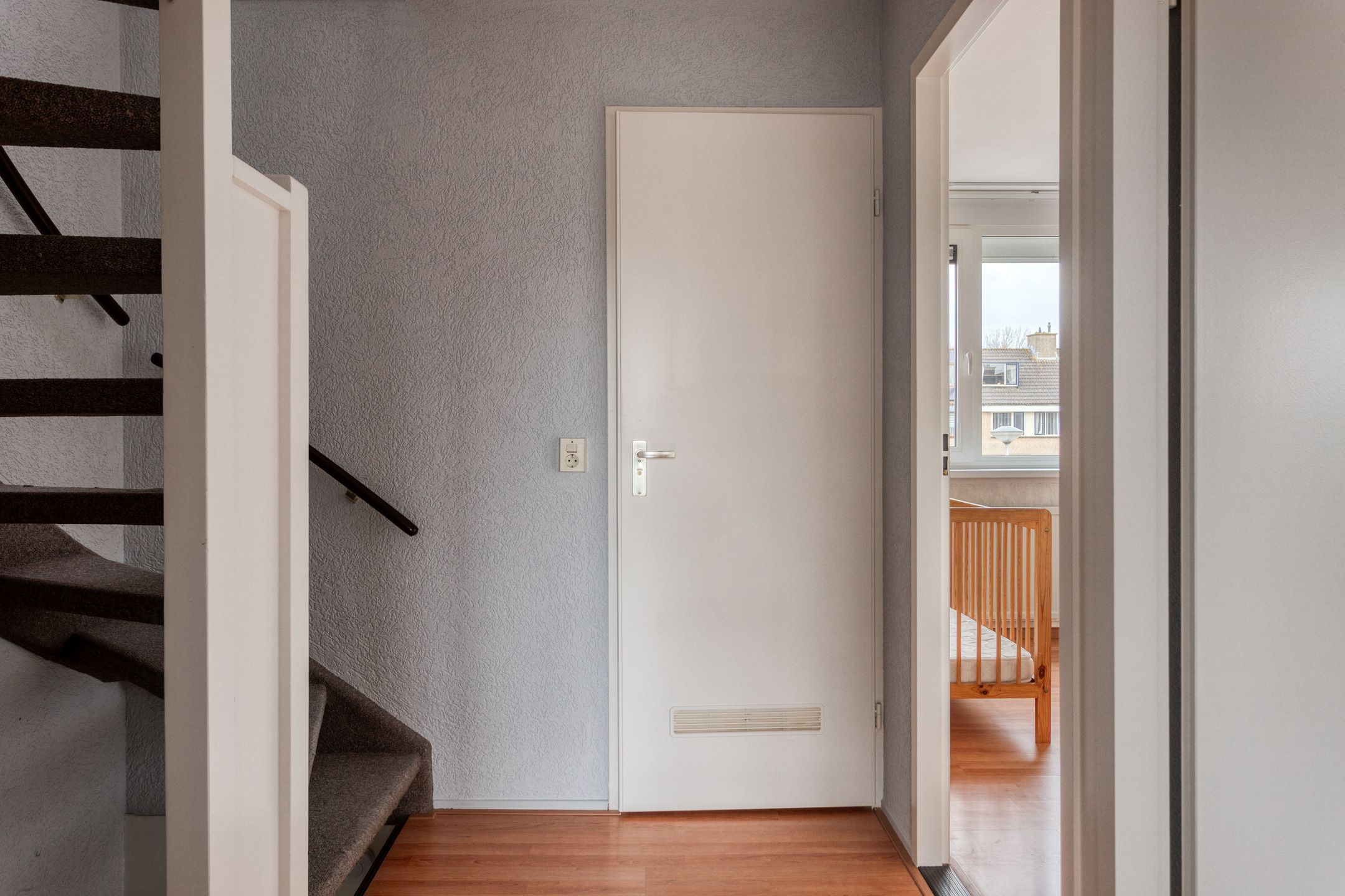 Spacious and Well-Maintained Family Home with 4 Bedrooms in Hellevoetsluis — 18