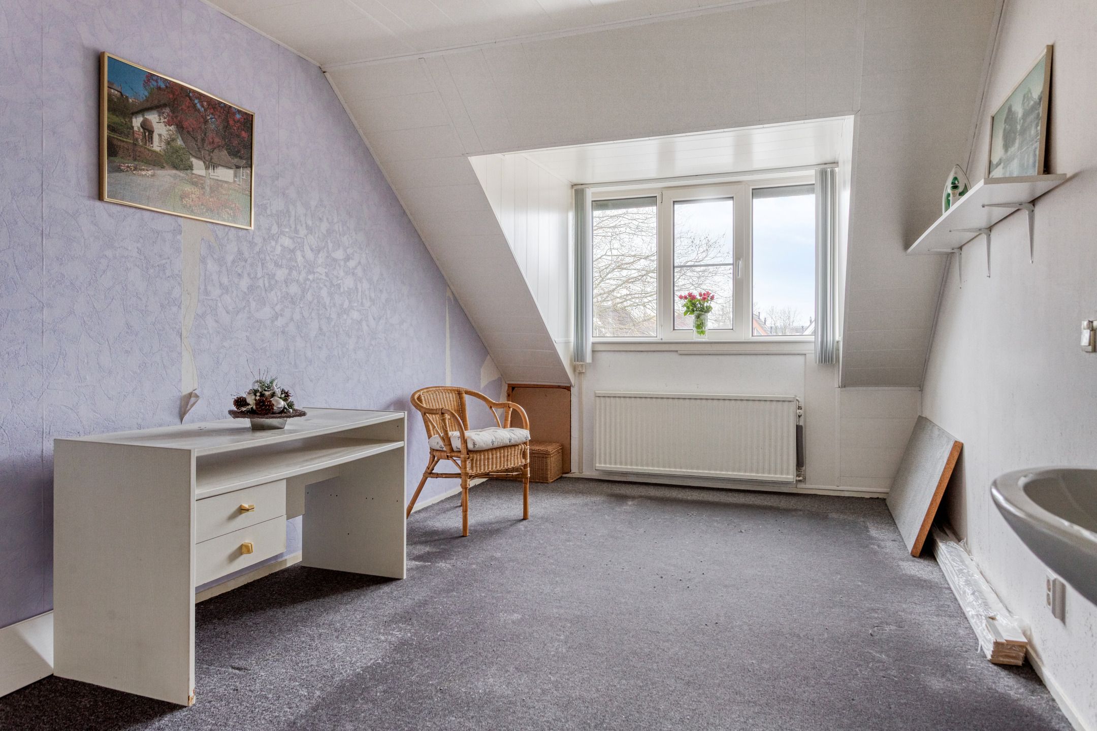 Spacious and Well-Maintained Family Home with 4 Bedrooms in Hellevoetsluis — 30