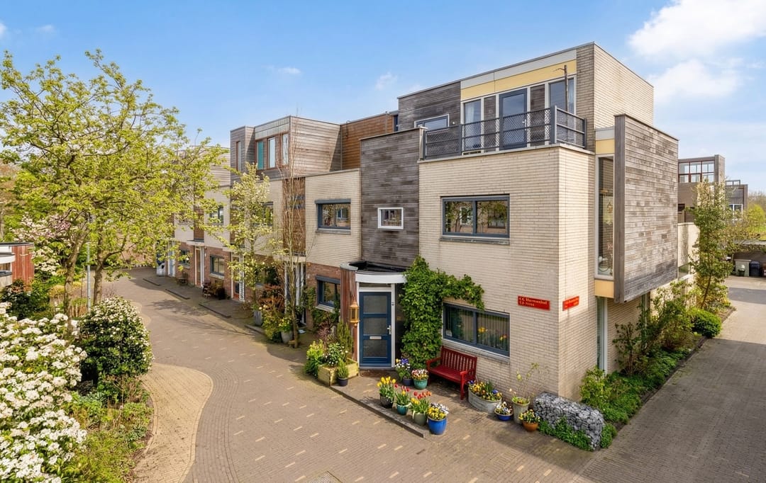 Foto 1 van Eli Heimanshof 10