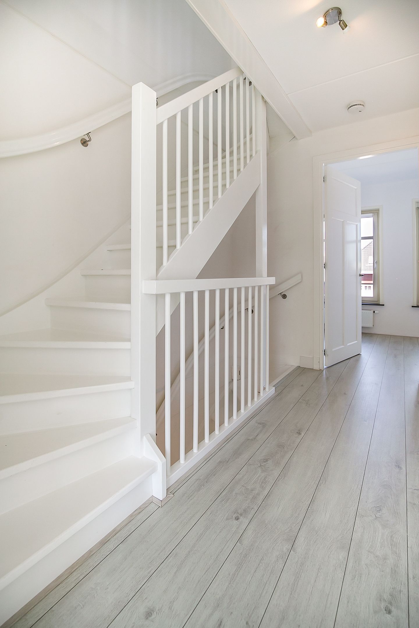 Foto 48 van Zeussingel 98