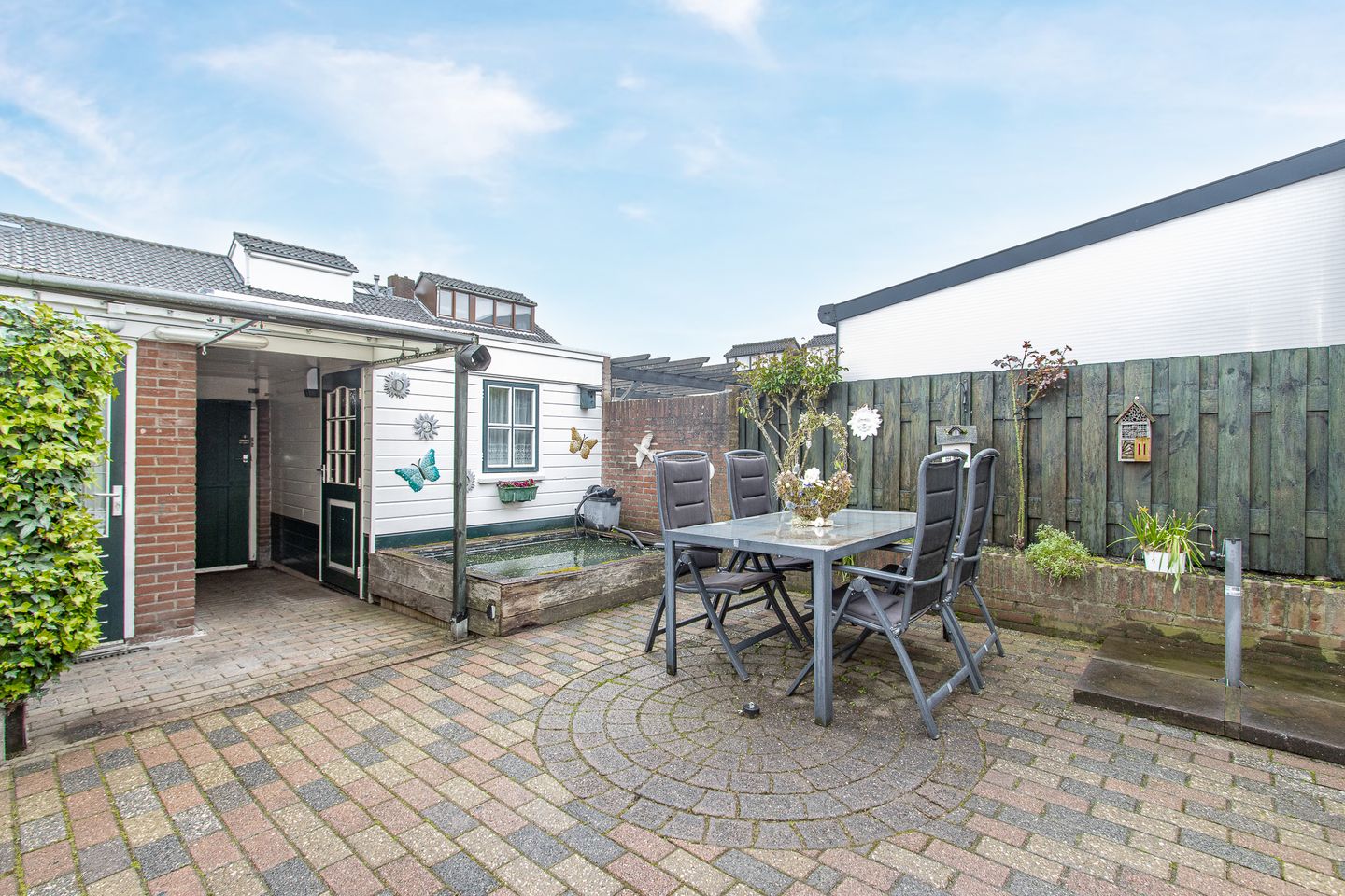 Photo 5 of Maarten Trompstraat 39