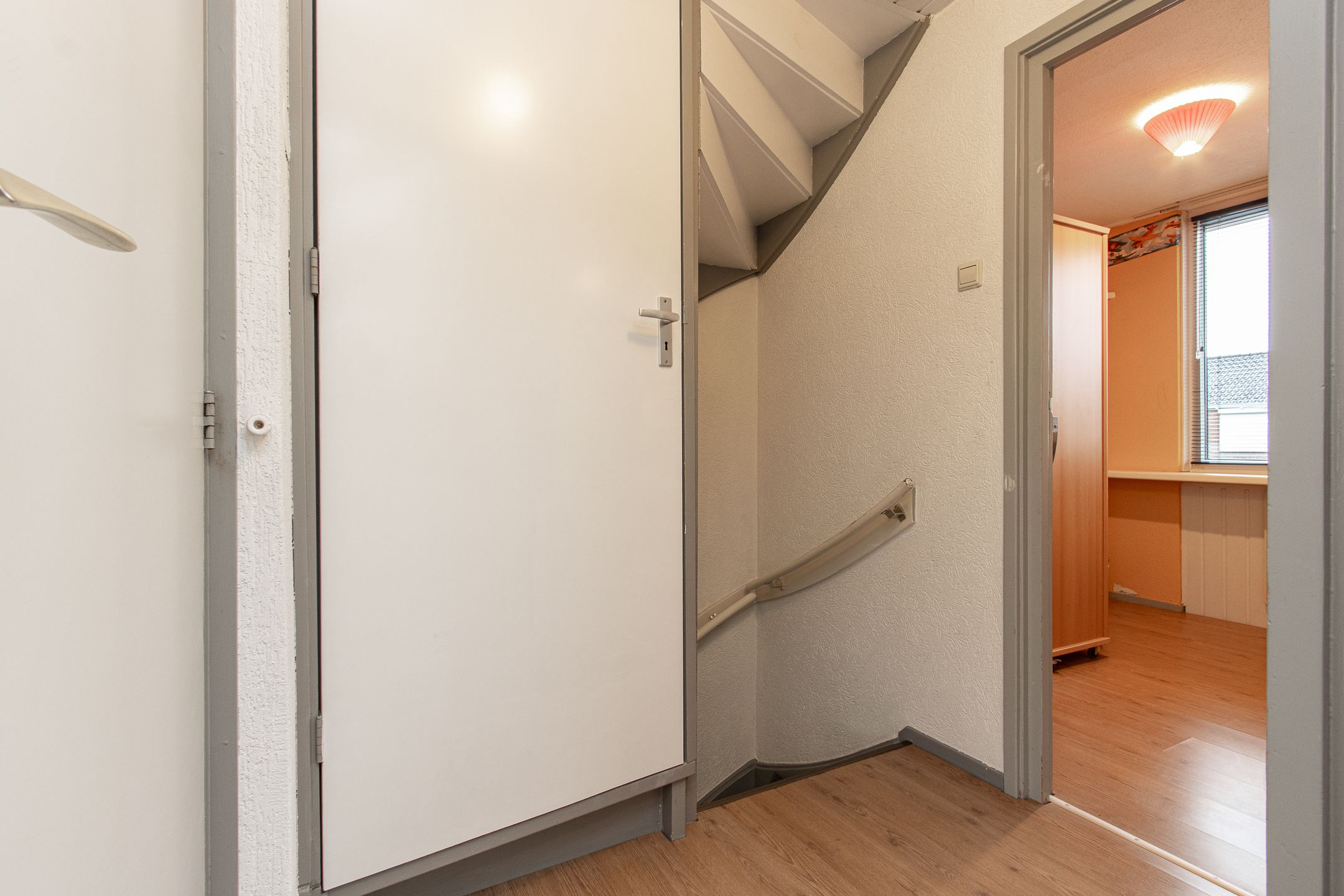 Photo 15 of Maarten Trompstraat 39