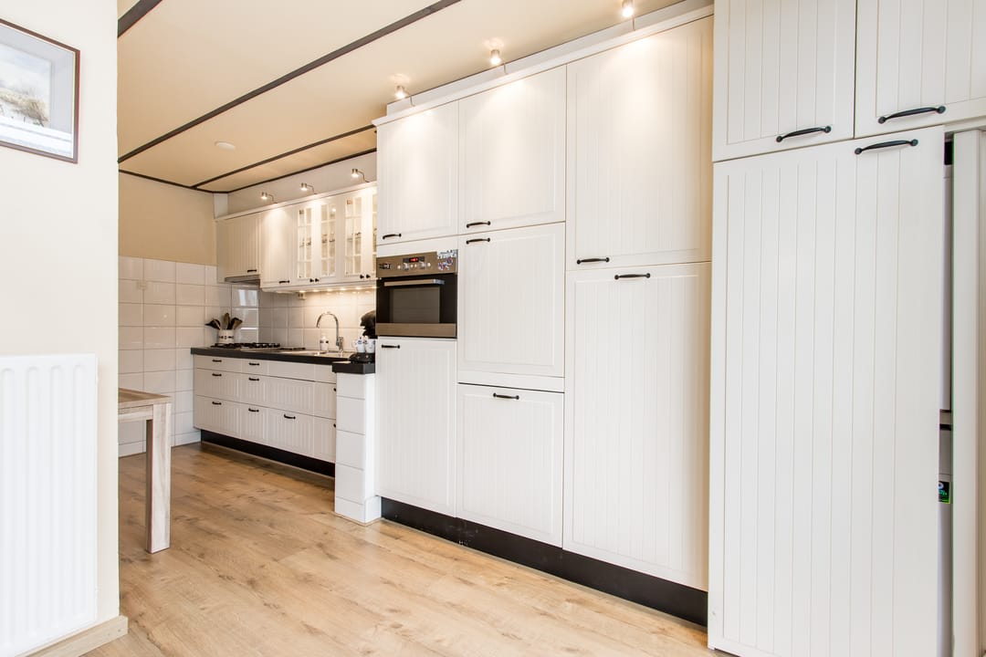 Photo 11 of Maarten Trompstraat 39