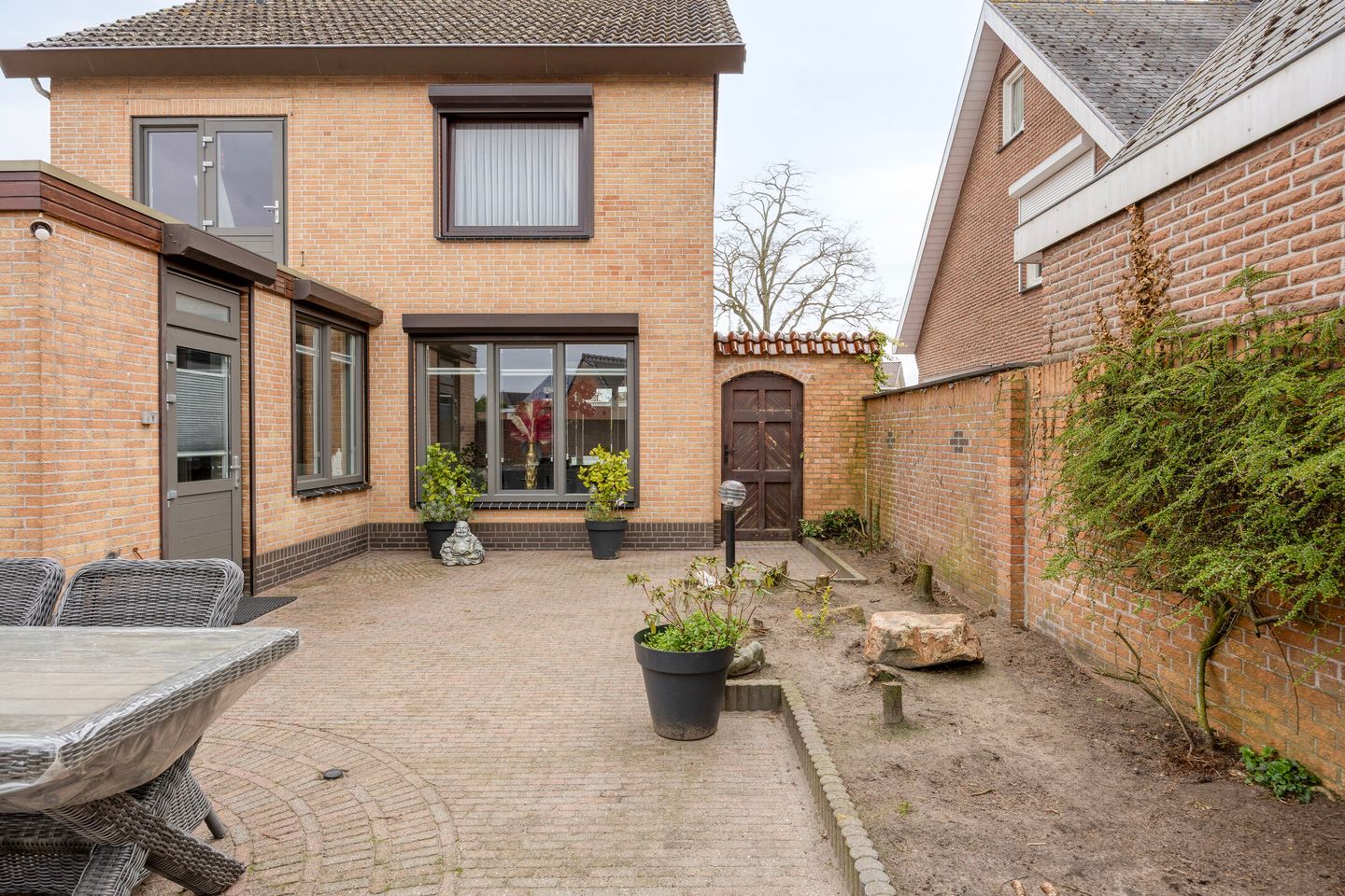 Detached Family Home with Garage and Spacious Garden in St. Willebrord — 34