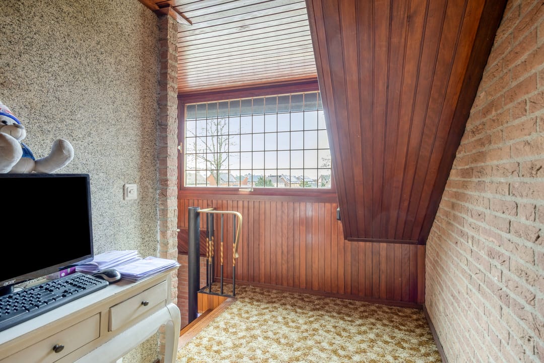 Detached Family Home with Garage and Spacious Garden in St. Willebrord — 28