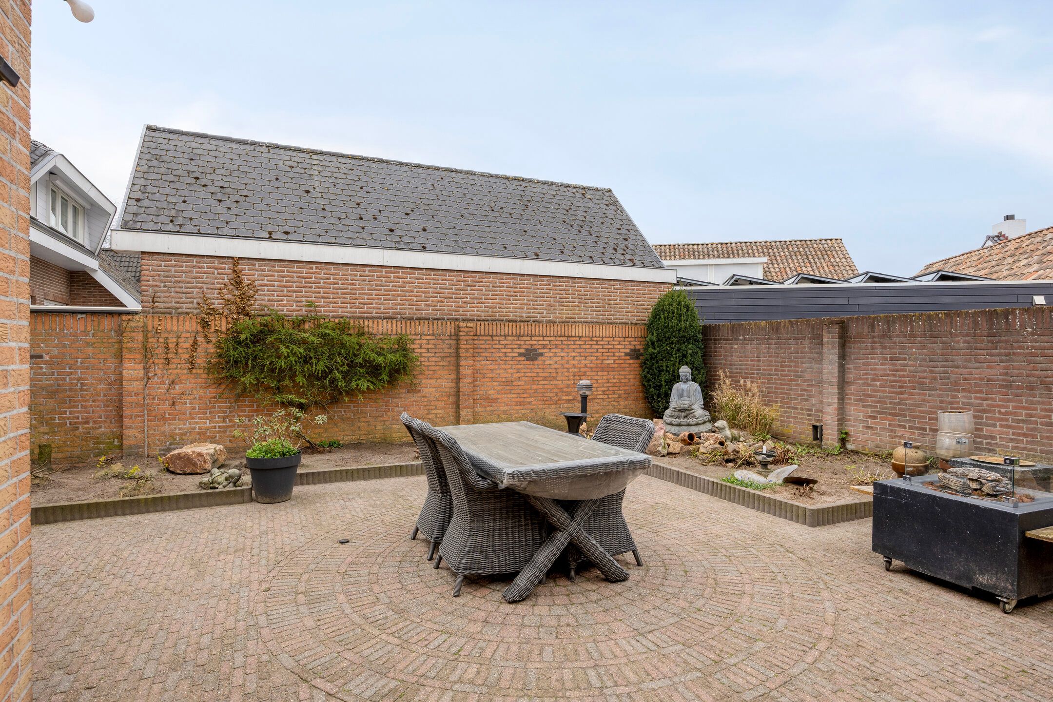 Detached Family Home with Garage and Spacious Garden in St. Willebrord — 33
