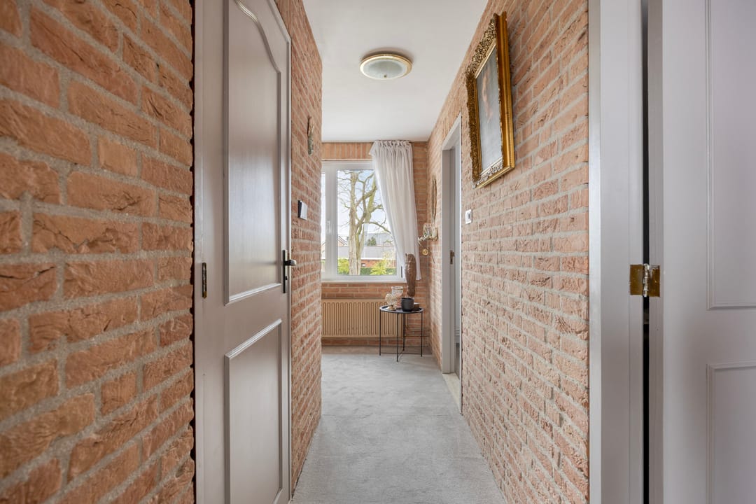Detached Family Home with Garage and Spacious Garden in St. Willebrord — 26
