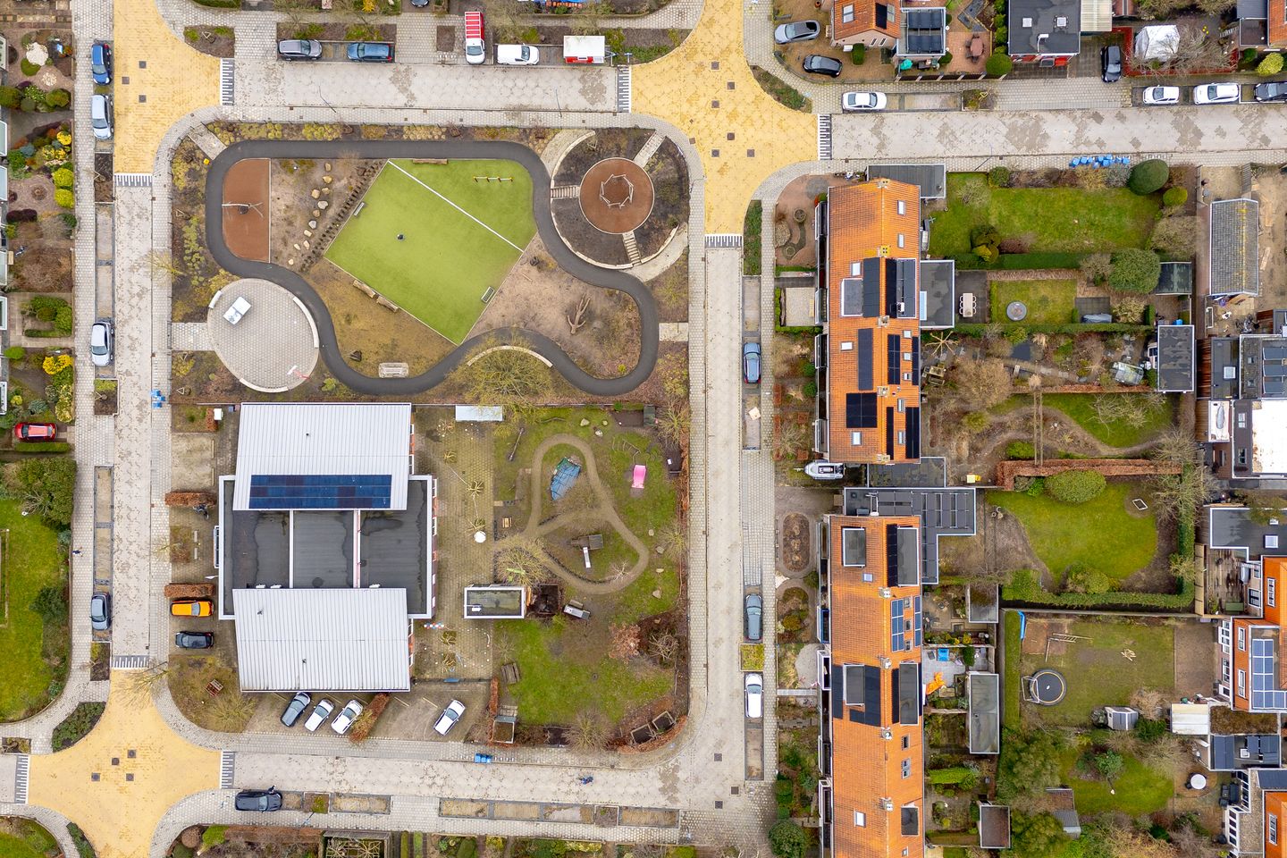 Foto 50 van Deken Heinenstraat 12