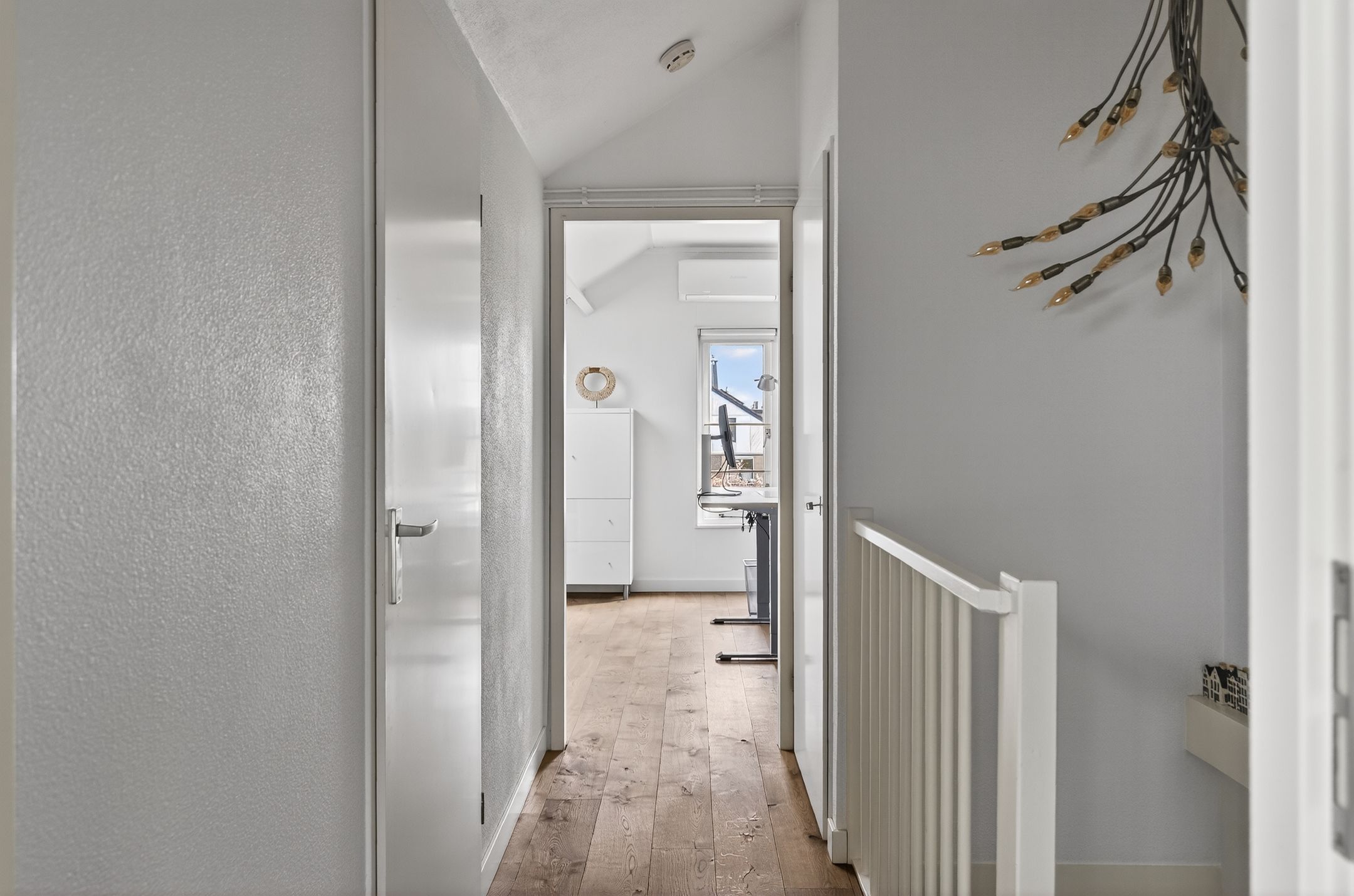 Exclusive semi-detached family home with waterfront location in Diemen-Noord — 39