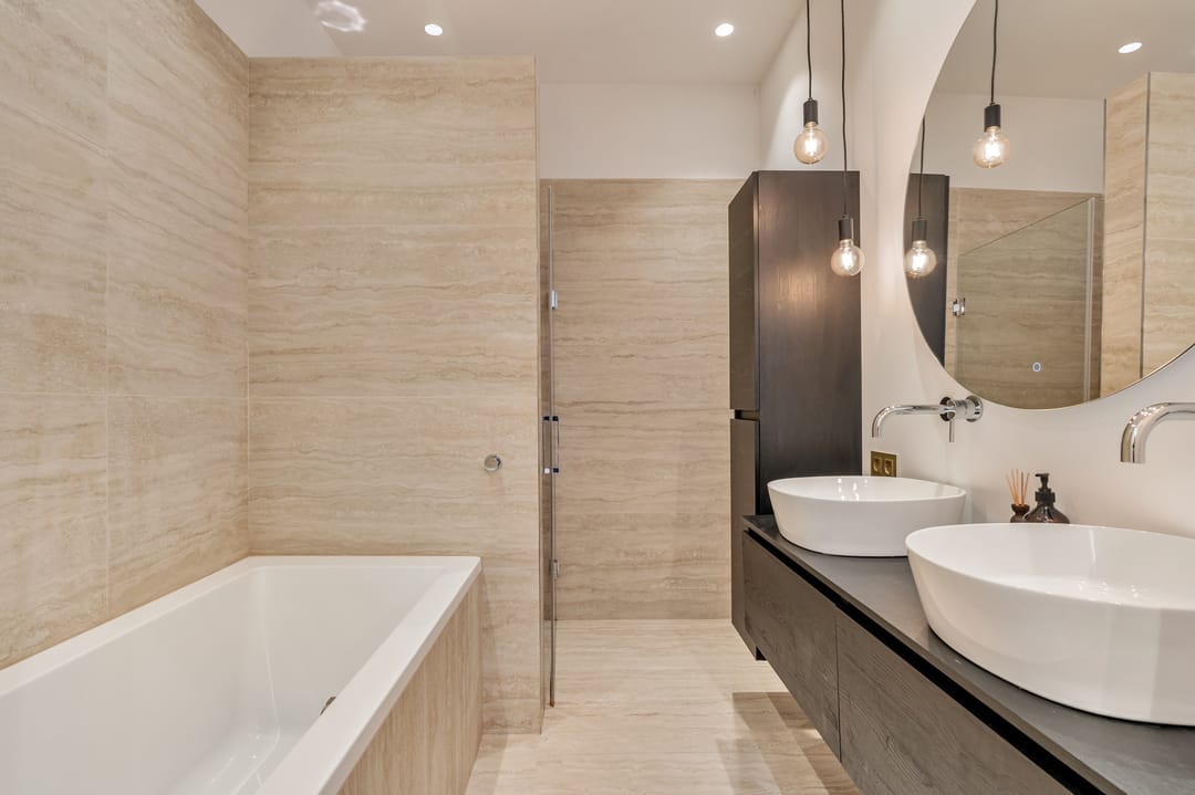 High-end Apartment with Sunny Rooftop Terrace Along the Amstel — 22