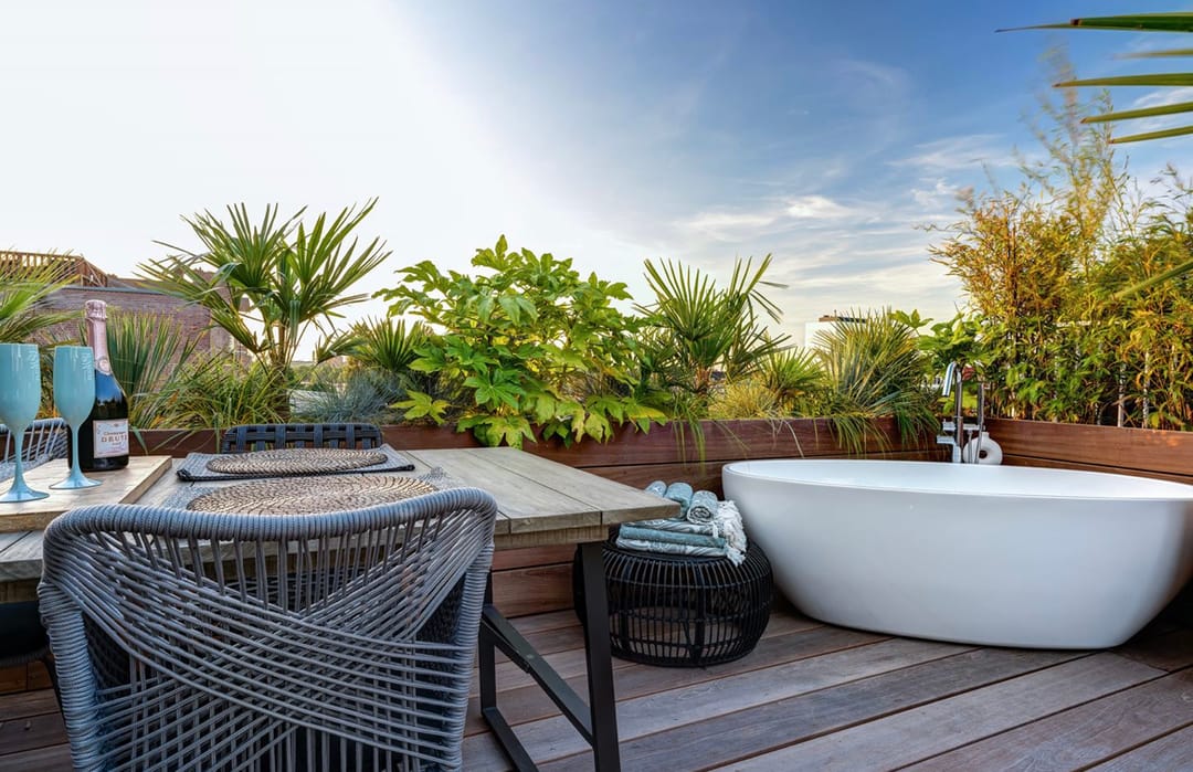 High-end Apartment with Sunny Rooftop Terrace Along the Amstel — 26