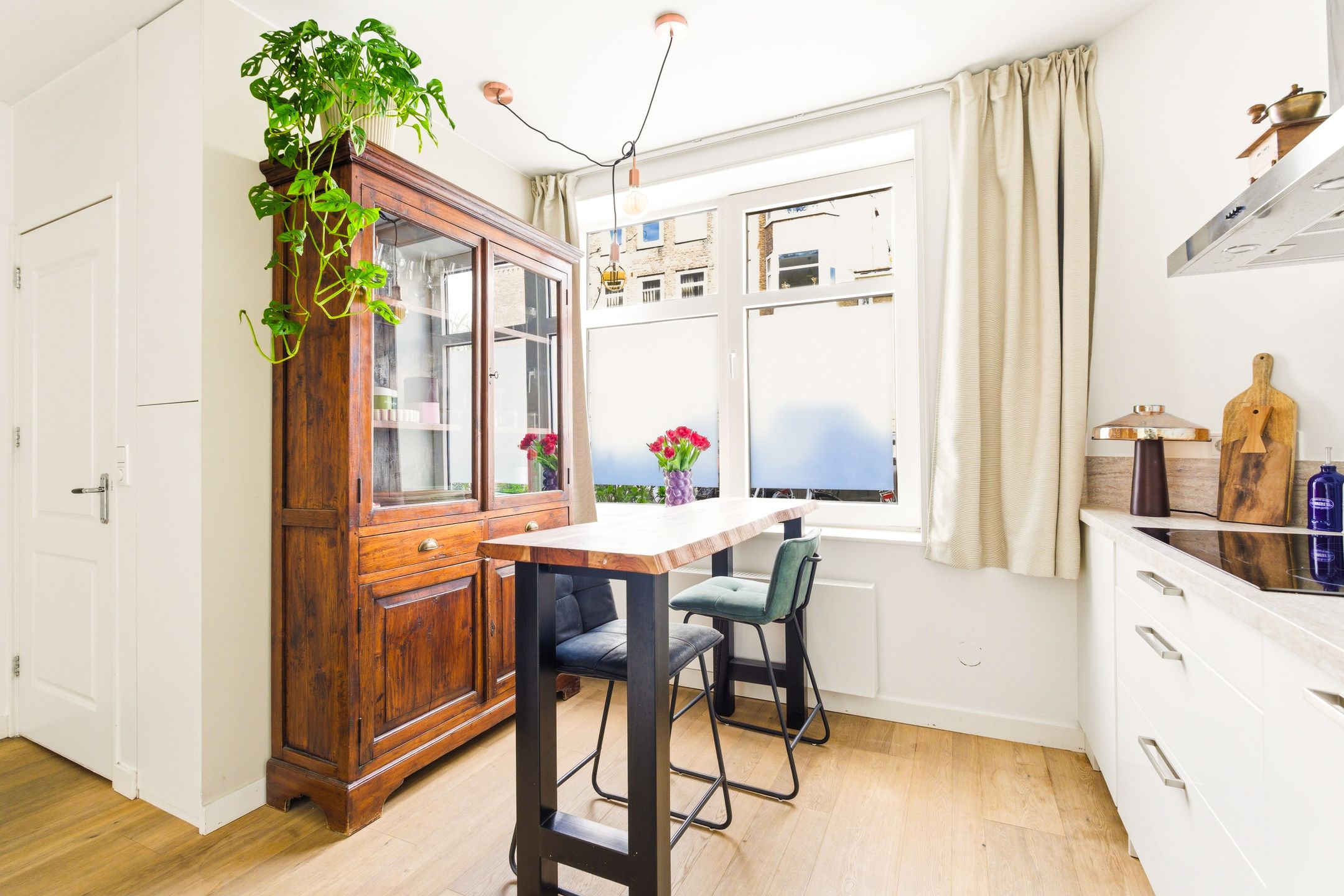 Photo 12 of Stuyvesantstraat 49-H