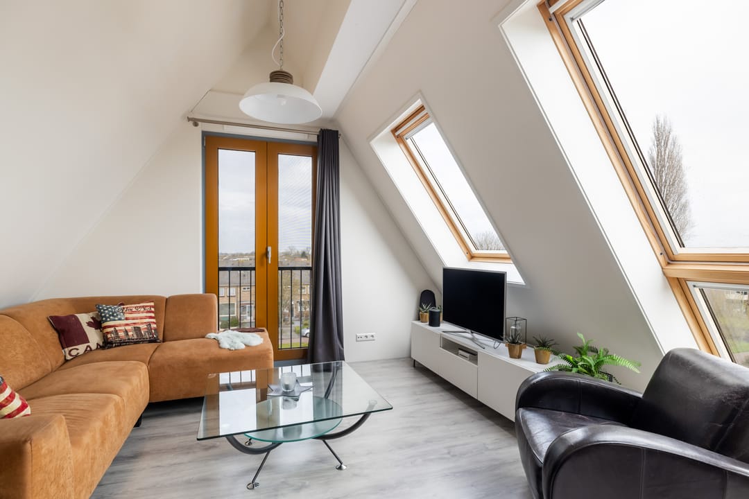 Foto 11 van Middenweg 9-T