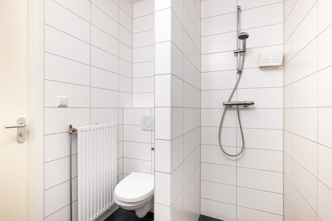 Foto 28 van Middenweg 9-T