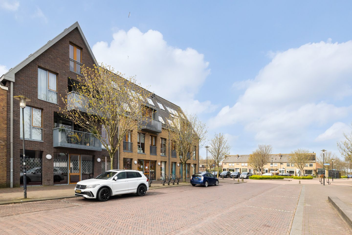 Foto 35 van Middenweg 9-T