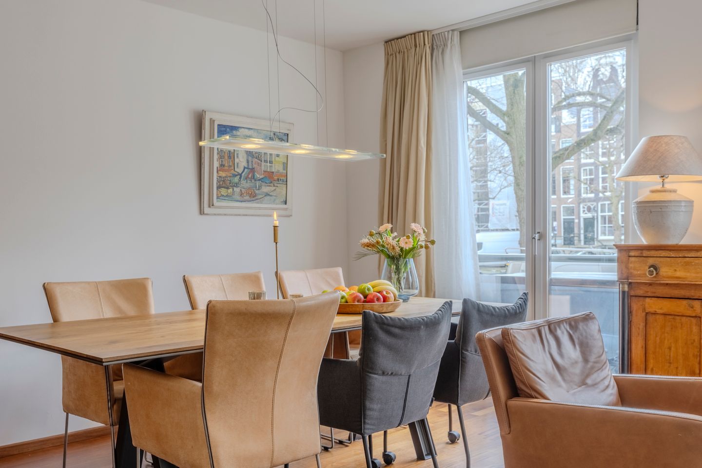 Charming Canal Apartment with Iconic Views in Amsterdam's Heart — 14