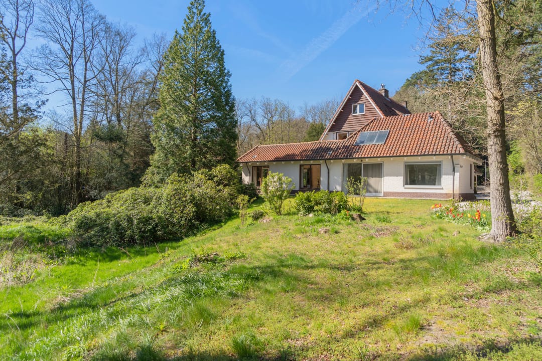 Foto 37 van Leeuwerikenlaan 1