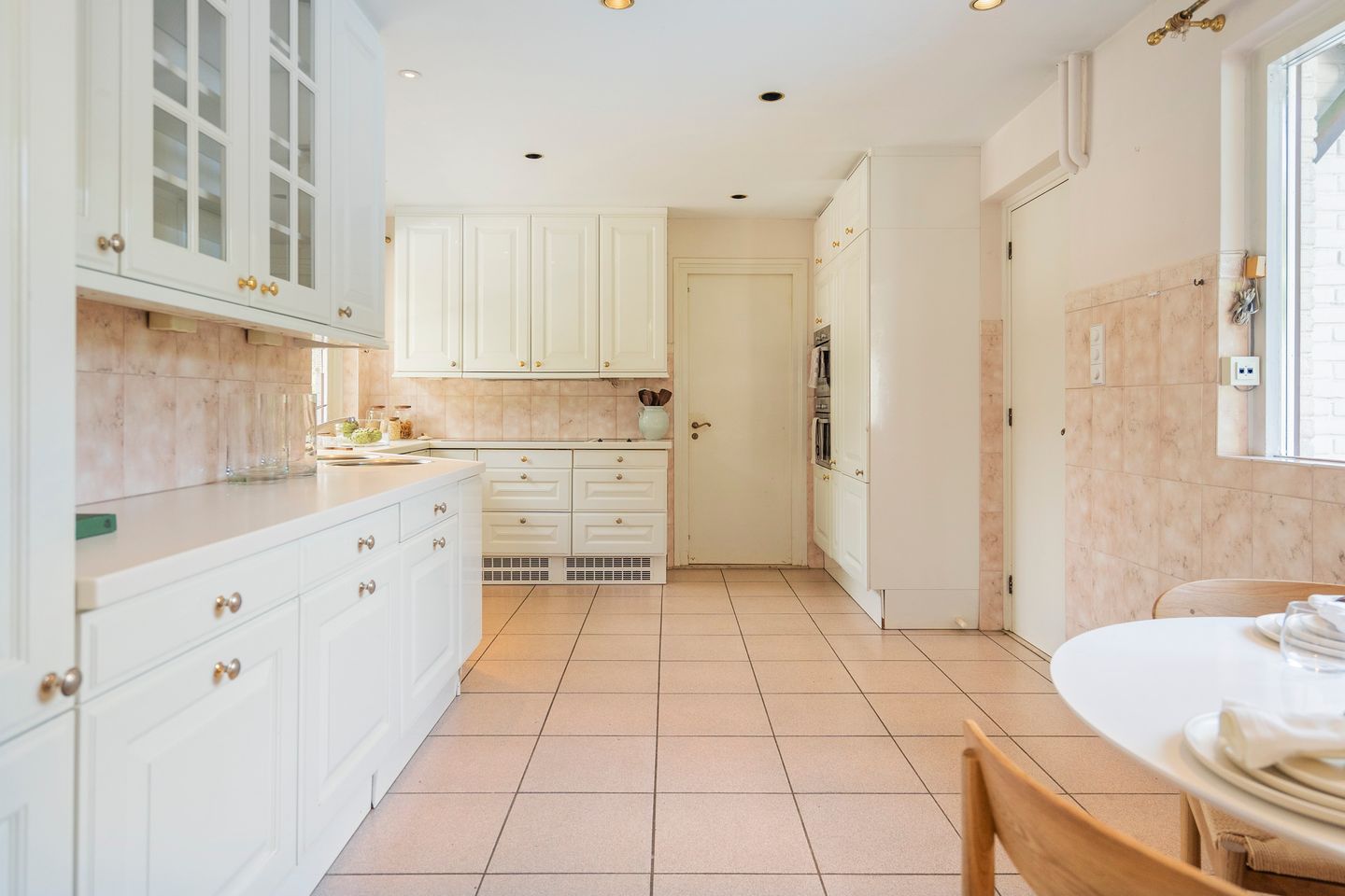 Foto 14 van Leeuwerikenlaan 1